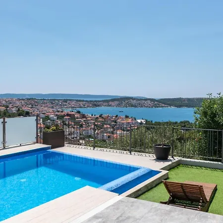 Goldy Trogir-ciovo *