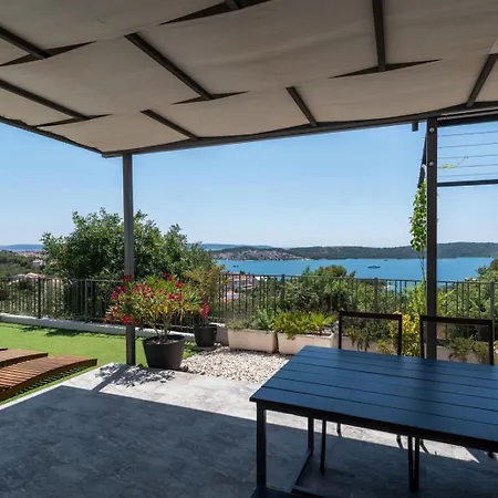 Vila Goldy Trogir-ciovo